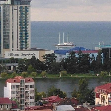 Apartment On Takaishvili Батумі Екстер'єр фото