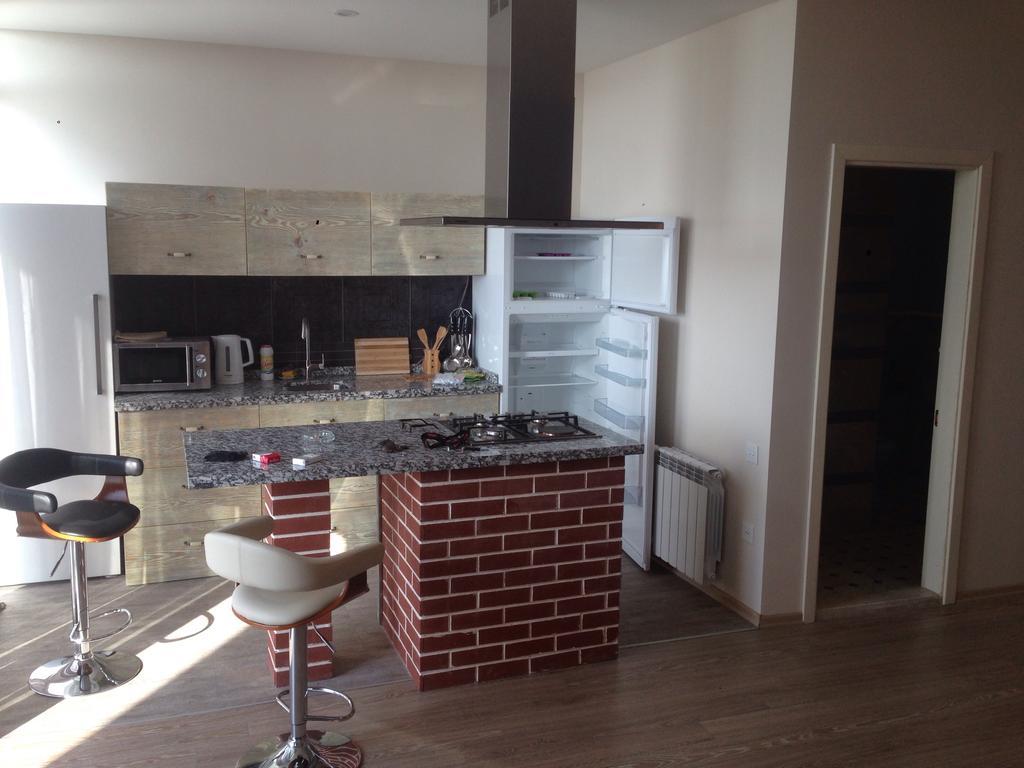 Apartment On Takaishvili Батумі Екстер'єр фото